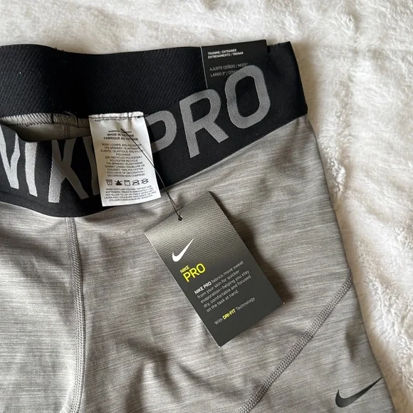 Nike PRO - New With Tags - Women's Athletic Gray Training Shorts - Picture 4 of 5